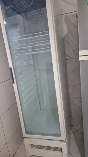 Geladeira expositora vertical - ideal para bebidas e comércio