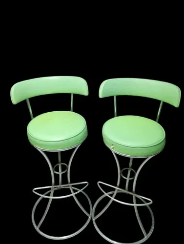 Vendo 2 banquetas verdes acolchoadas 