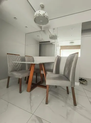 Mesa de jantar retangular 4 lugares