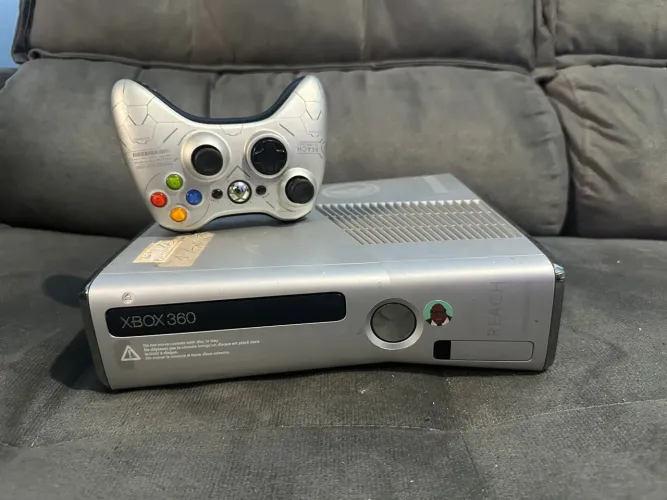 Xbox 360 Edição Halo (RGH)