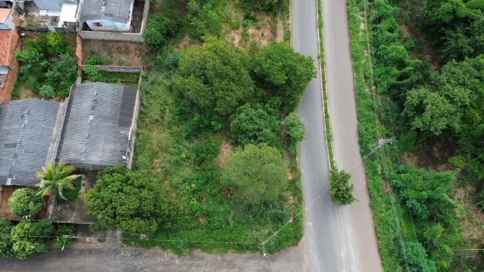 Terreno Urbano 458m² | Vila Residencial de Minaçu - Minaçu/GO |Localização Nobre e Infraes