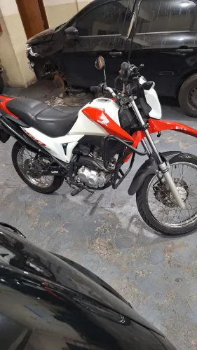 Bros 160