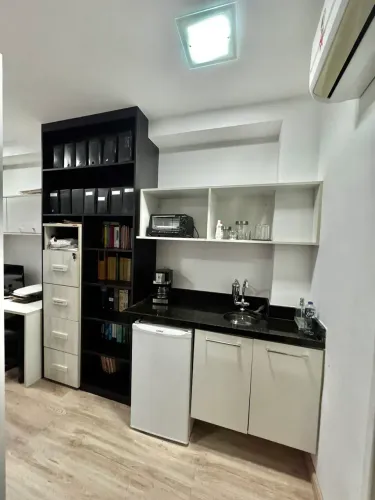Sala comercial montada para locação
