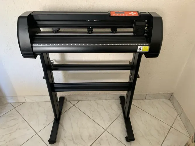 Plotter de recorte 72cm