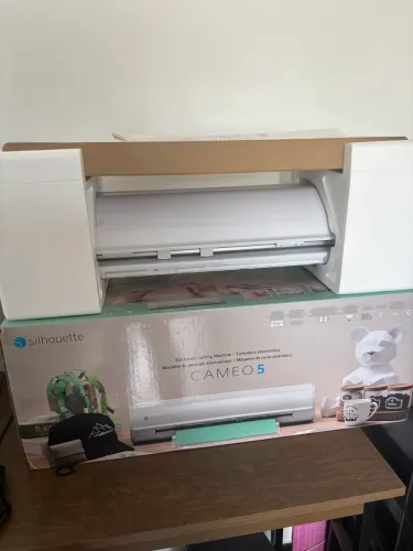 Cameo 5
