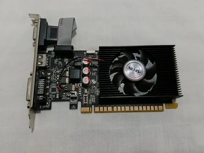 Vendo placa de vídeo gt 210