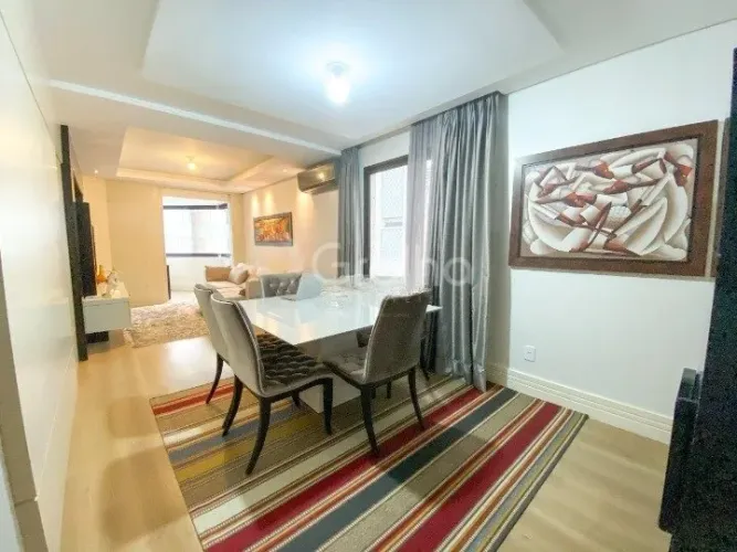 Apartamento mobiliado proximo a beira mar norte com 3 dormitórios sendo 01 suite e 01 vaga