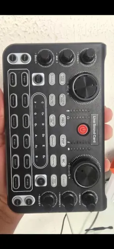 Mesa de som , serve tambem para live