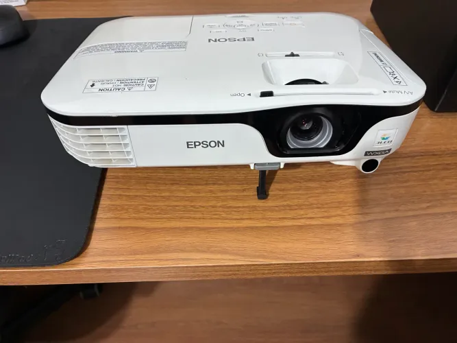 Projetor Epson PowerLite W12+