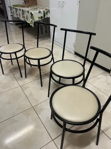 Cadeira para mesa de cozinha ou área de churrasqueira 