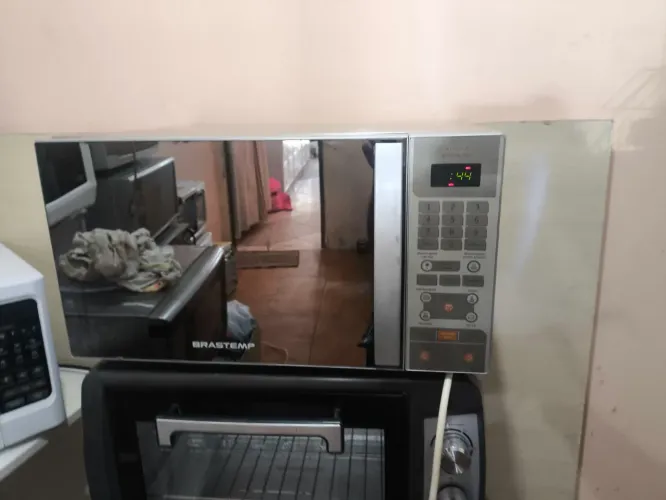 Microondas 31 Litros Brastemp Maxi Gratine C/Grill elétrico interna Inoxidável
