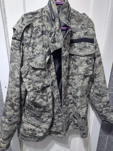 Gandola militar com capuz