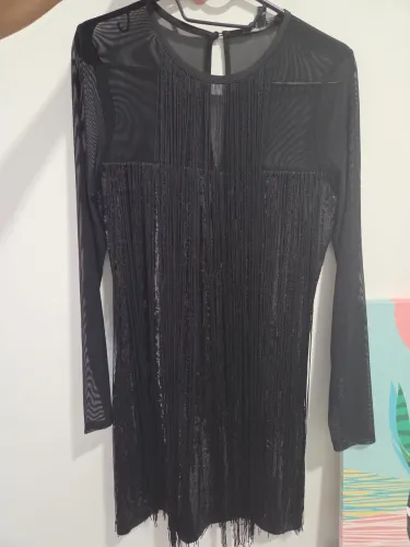 Vestido preto de festa