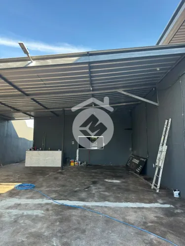 Galpão e casa para locação - 280m² - Morada Nova - Uberlândia/MG