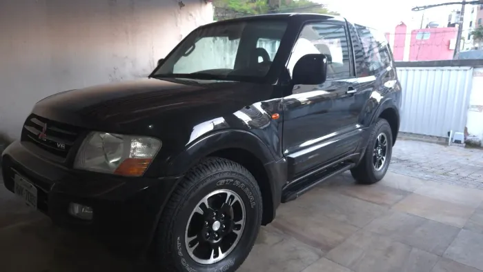 Mitsubishi Pajero GLS 3.5 V6 2P AUT 2001