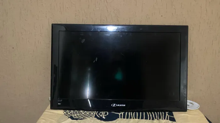 TV 32 polegadas - Buster - 250,00