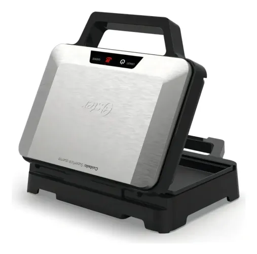 Sanduicheira Inox Oster