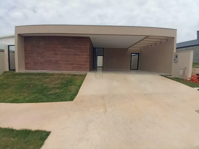 Casa Térrea no Condomínio Damha 2