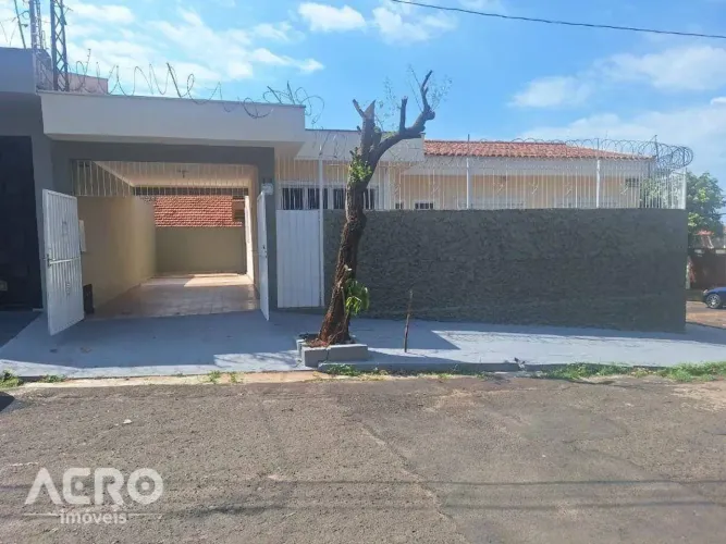 Casa com 3 quartos, sendo 1 suíte à venda, 105 m² por R$ 350.000 - Jardim Bela Vista - Bau