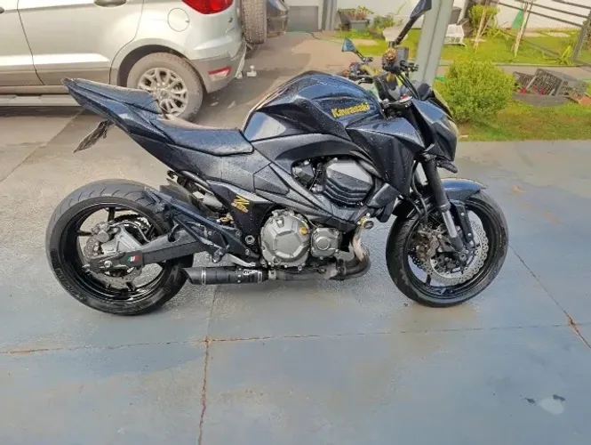 Kawasaki Z800/2014 - R$ 34.000