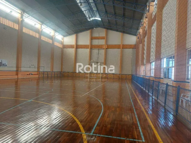 Galpão para alugar, Presidente Roosevelt - Uberlândia/MG - Rotina Imobiliária