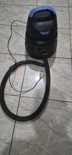 Aspirador de pó usado