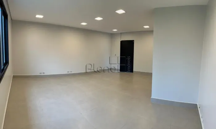 Sala para alugar em Campinas, Jardim Nova Europa, com 36 m²