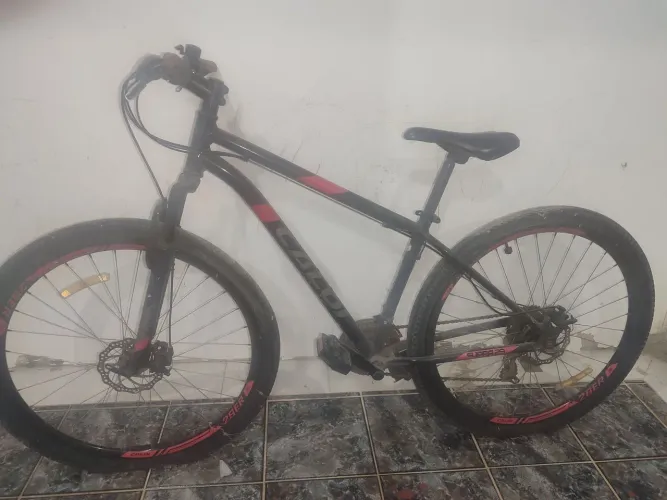 Bicicleta Caloi marcha