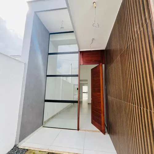 ALUGA CASA NOVA 3/4 COM SUITE NO BAIRRO SIM PROXIMO AO SHOPPING AVENIDA