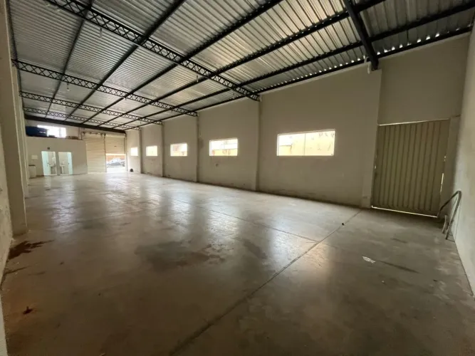 Barracão para alugar, 204 m² por R$ 3.513,00/mês - Santa Cruz - Mogi Mirim/SP