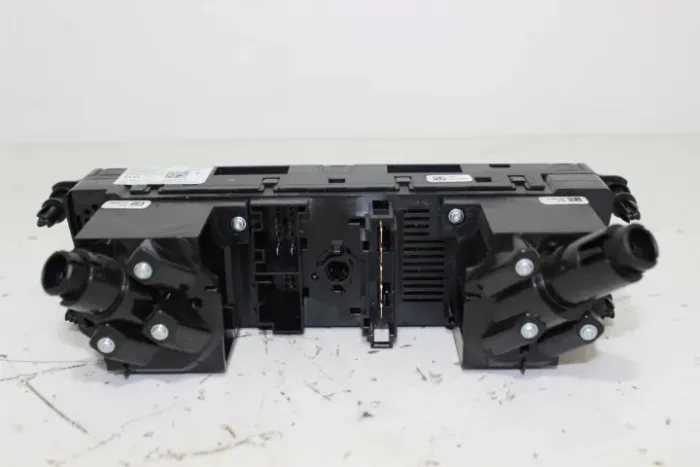 Comando Ar Condicionado Volkswagen Polo 6ea820045