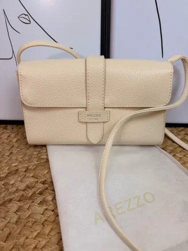Bolsa tiracolo off-white Betina Arezzo (nova)
