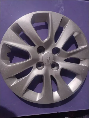 01 Calota original GM Onix prisma aro 15 seminova 