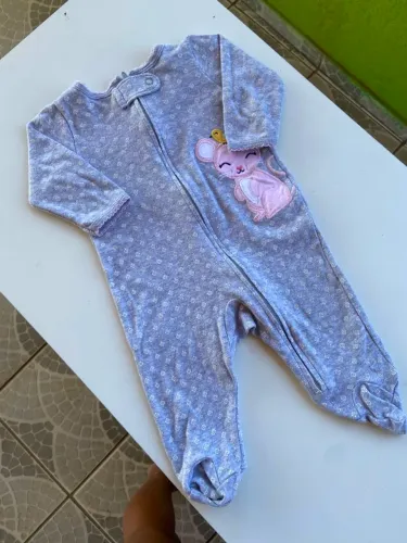Lote macacão de bebê menina