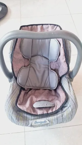 Vendo bebê conforto ótimo estado
