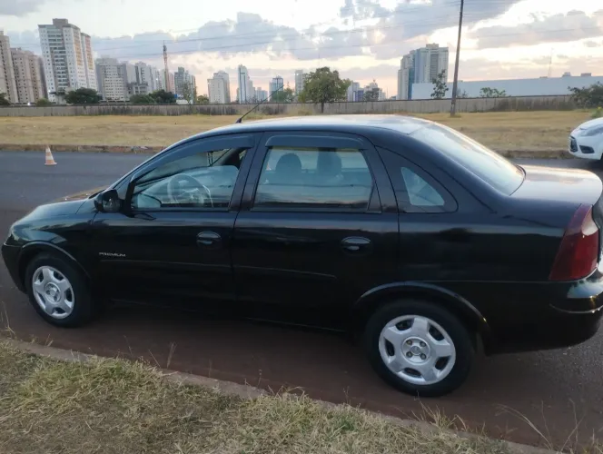 Chevrolet Corsa Sed. Premium 1.4 8V Econoflex 4P 2009