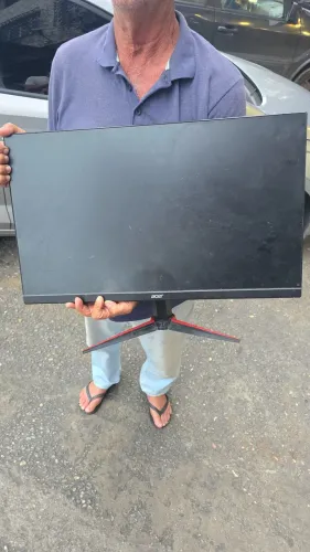 Monitor ACER Nitro 210hz (apenas a tela quebrada)