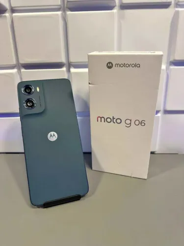 Celular MOTOROLA G06 128GB 4GB RAM