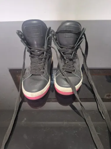 Bota para treino HardcoreFootwear JuJu Salimeni - Preta