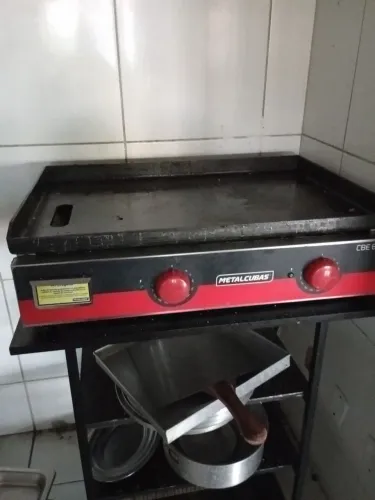 Chapa elétrica bififeira Metalcubas CBE 800L