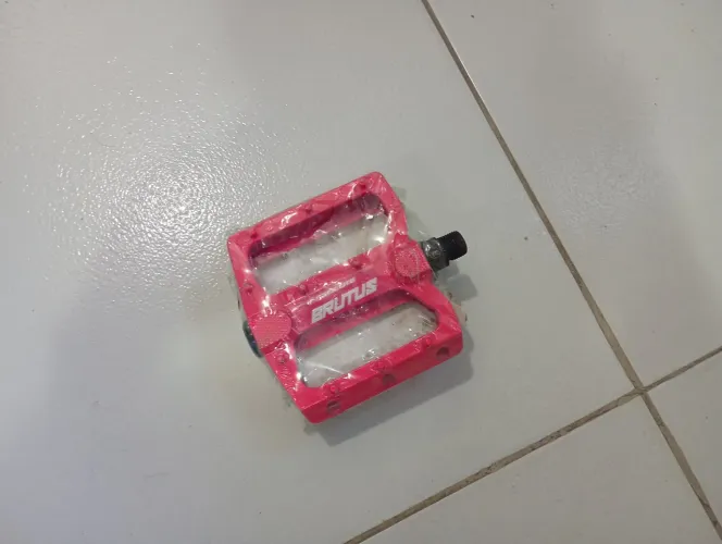Pedal Brutus 9/16