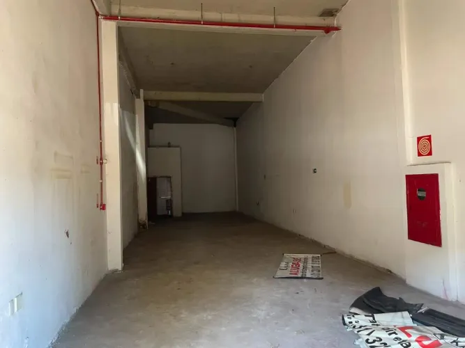 Loja Comercial para Aluguel em Belo Horizonte (Milionários) ? 53 m²
