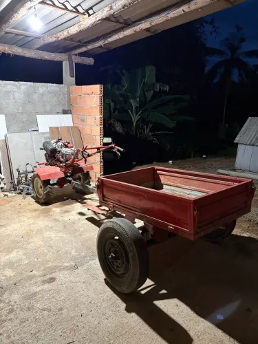 Vendo tratorito em ótimo estado