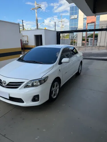 Toyota Corolla GLI 1.8 Flex 16V Aut. 2014