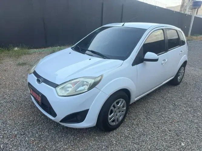 Ford Fiesta SE 1.6 8V Flex 5P 2014