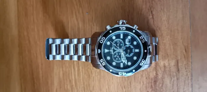 VENDO. Invicta Pro Diver Chronograph (Modelo 15081).