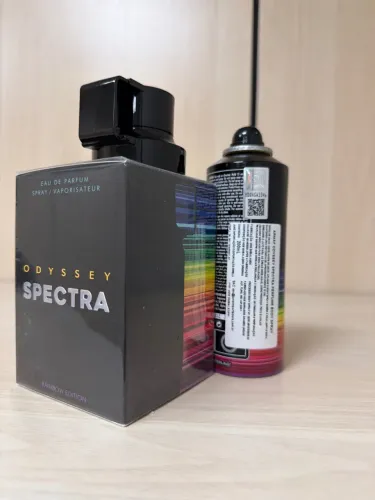 Kit Perfume ARMAF Odyssey Spectra Raibow edition EDP 100ml lacrado e Spray 200ml sem uso
