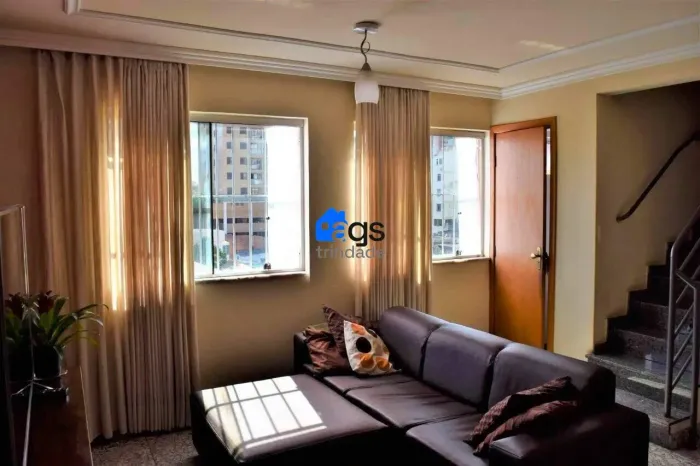 Cobertura em Sagrada Família com 130 m² , 3 quarto(s) , 1 suíte(s) , 2 vaga(s).