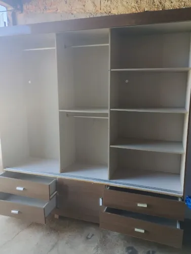 Guarda roupa USADO incluso entrega e montagem 