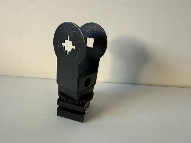 Suporte Adaptador Articulado Com Ajuste Fino E Sapata Para Equipamentos